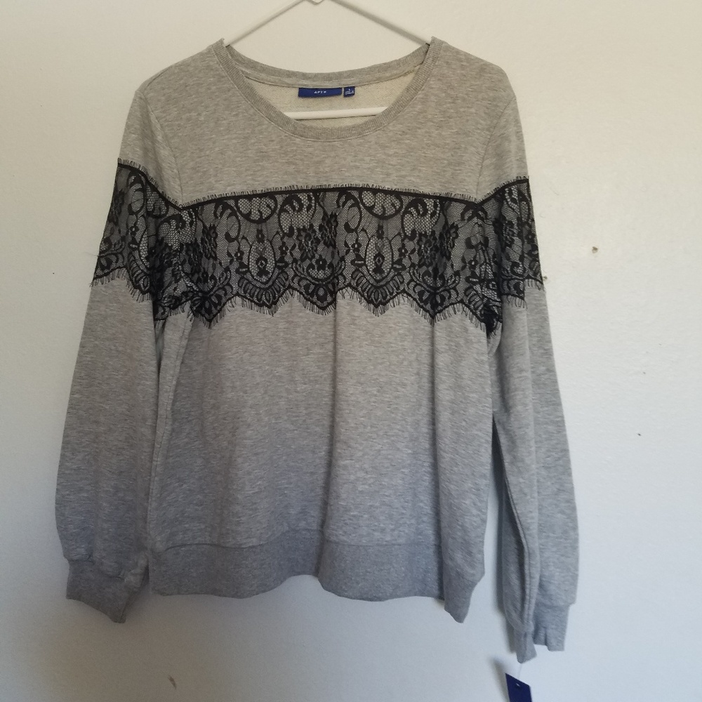 Sweater - Picture 2 of 3